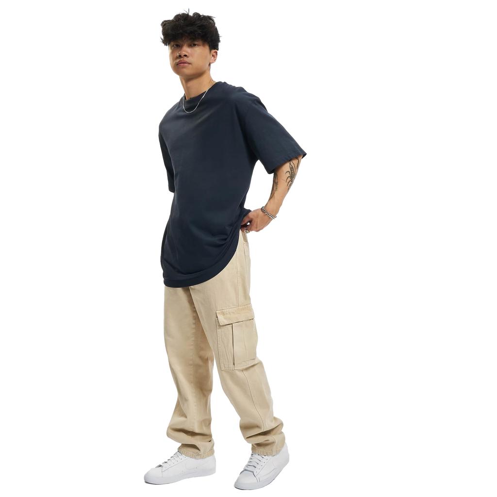 Мужская однотонная футболка удлиненного кроя Urban Classics