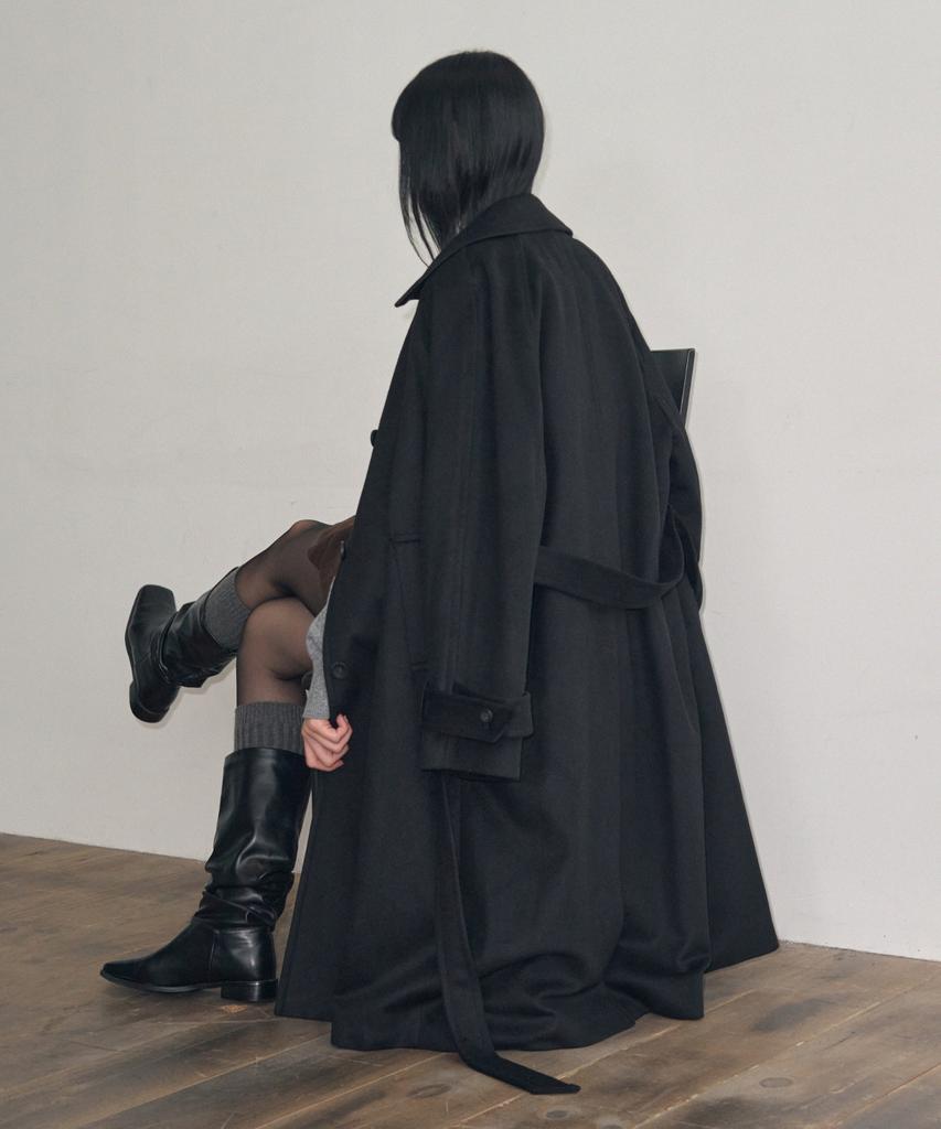 Leathery Cashmere Balmacaan Robe Coat [Black]