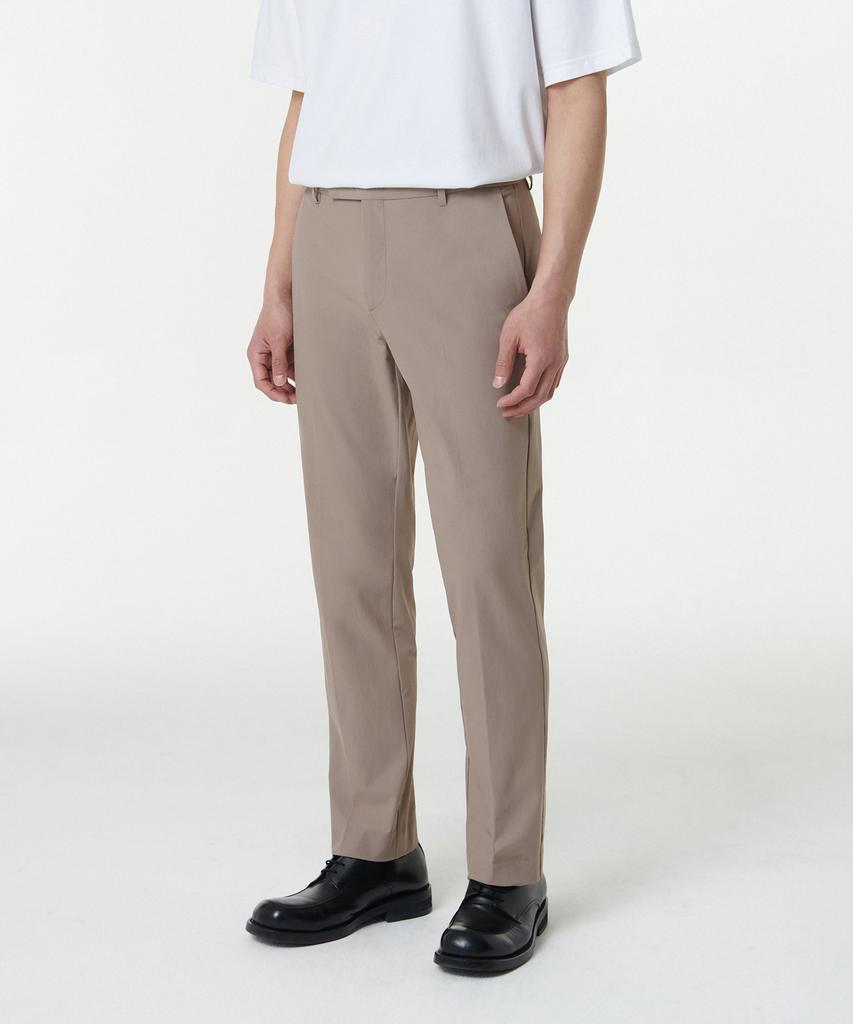 MUSINSA STANDARD Sporty Slim Fit Slacks [Grayish Beige]