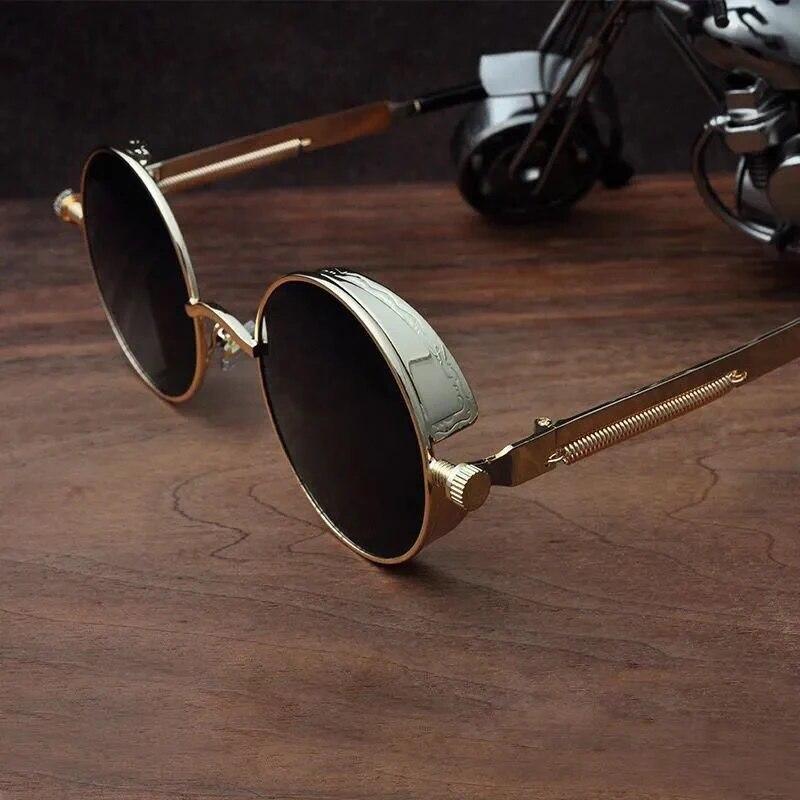Classic Gothic Steampunk Sunglasses Luxury Brand Designer Men and Women Retro Round Metal Frame Sunglasses UV400