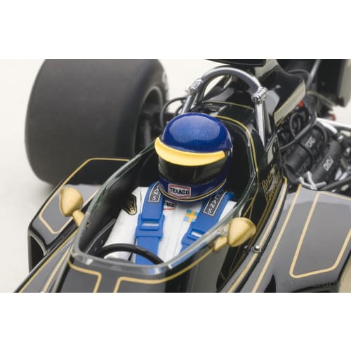 AUTOart 1/18 Scale Lotus 72E 1973 #2 Ronnie Peterson (with Driver Figure)