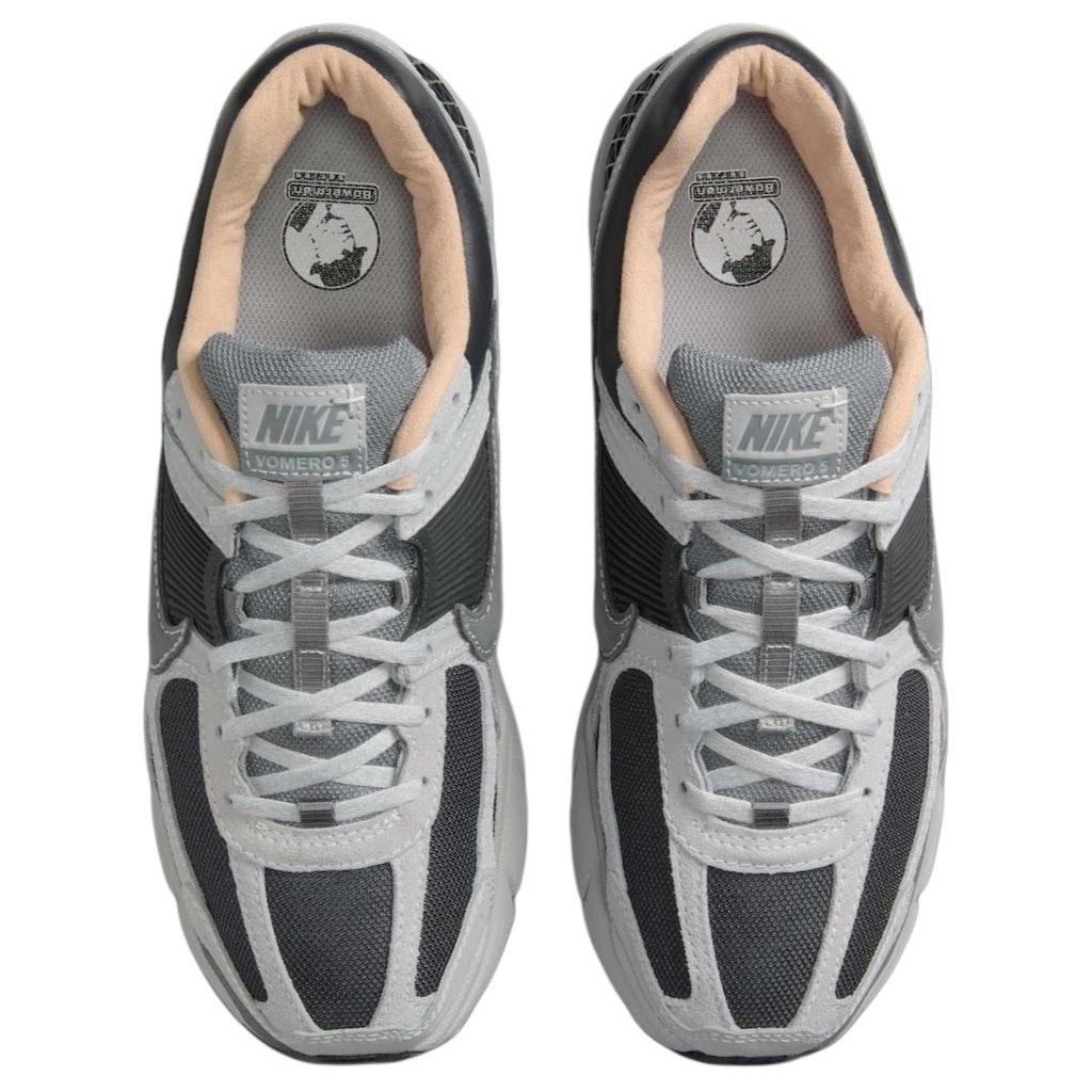 Nike Мужские кроссовки Air Zoom Vomero 5 Dark Smoke Grey Vachetta Мужские кроссовки Light-Smoke-Grey Vachetta-Tan Summit-White HV5982-001