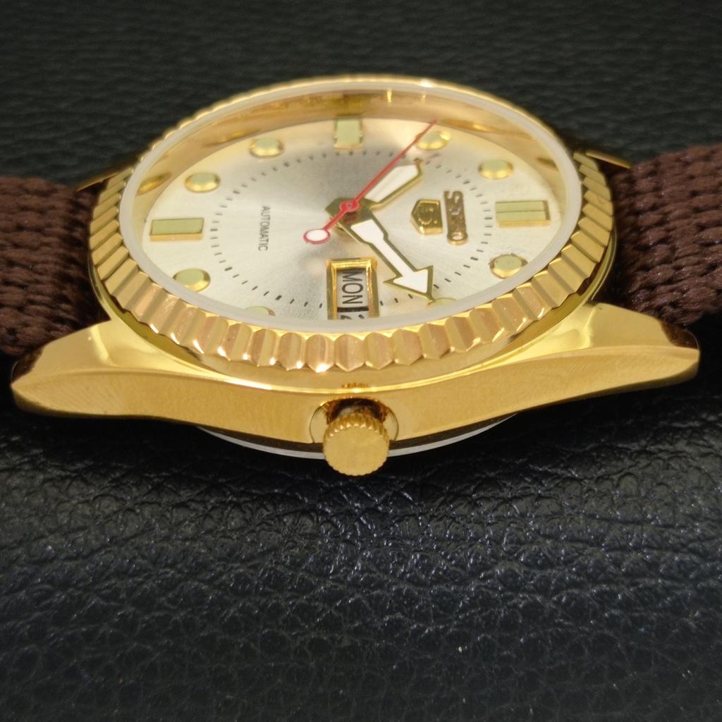 ВОССТАНОВЛЕННЫЕ ВИНТАЖНЫЕ АВТОМАТИЧЕСКИЕ МУЖСКИЕ ЧАСЫ SEIKO 5 JAPAN СЕРЕБРЯНЫЙ ЦИФЕРБЛАТ a434412-2