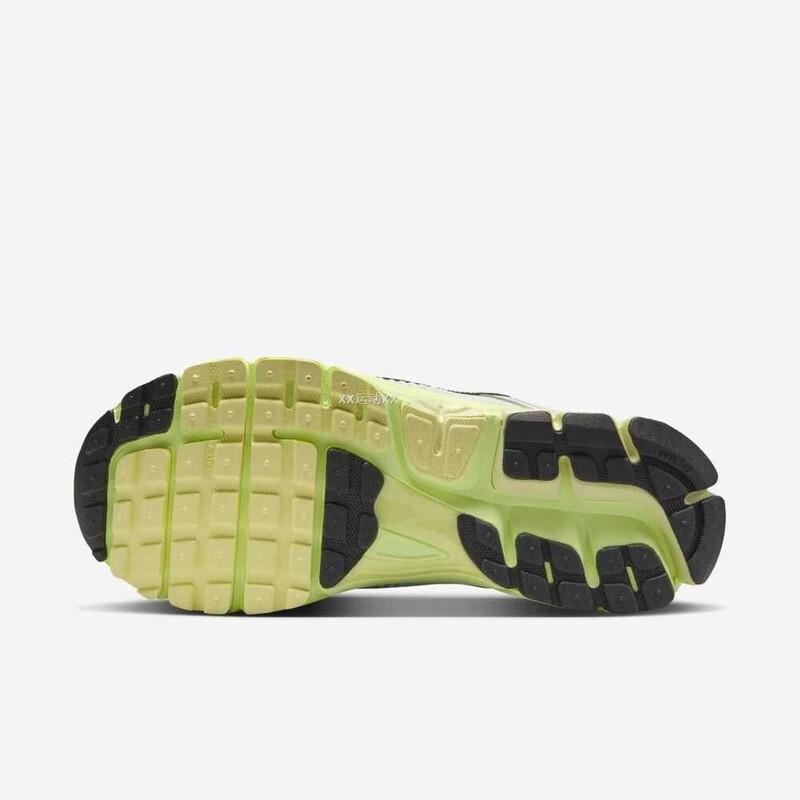 Nike Женские кроссовки для повседневной носки Nike Zoom Vomero 5