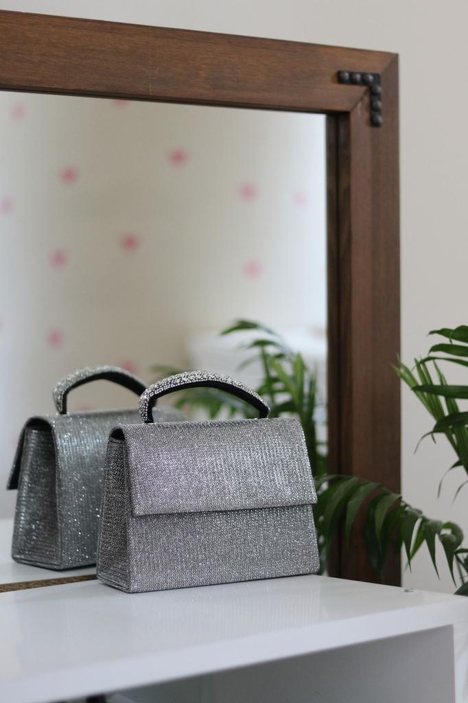 Women's Stylish and Useful Evening Dress Bag Women's Silvery Gold Stone Detailed Evening Dress Shoulder Bag