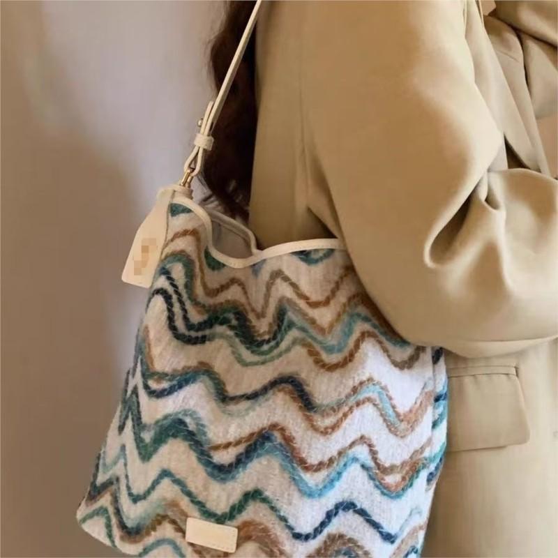 Retro Wave Pattern Beige Tote Bag Women Bohemian Large Capacity Bucket Shoulder Bag Ladies Fashion Premium Casual Crossbody Bags