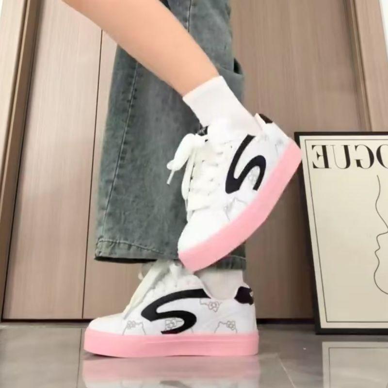 New Niche Design Sense Trend Casual Street Shot Versatile Skateboard Shoes Women's Retro Harajuku Bread Shoes