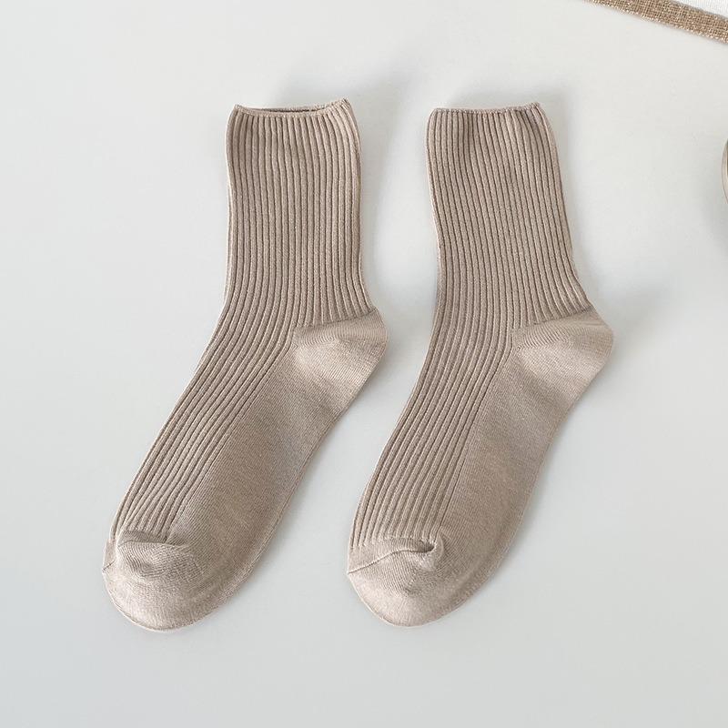 1/3/4/6 пар женских однотонных носков средней длины весна и осень корейская версия универсальные носки-гольфы Ins трендовые спортивные носки