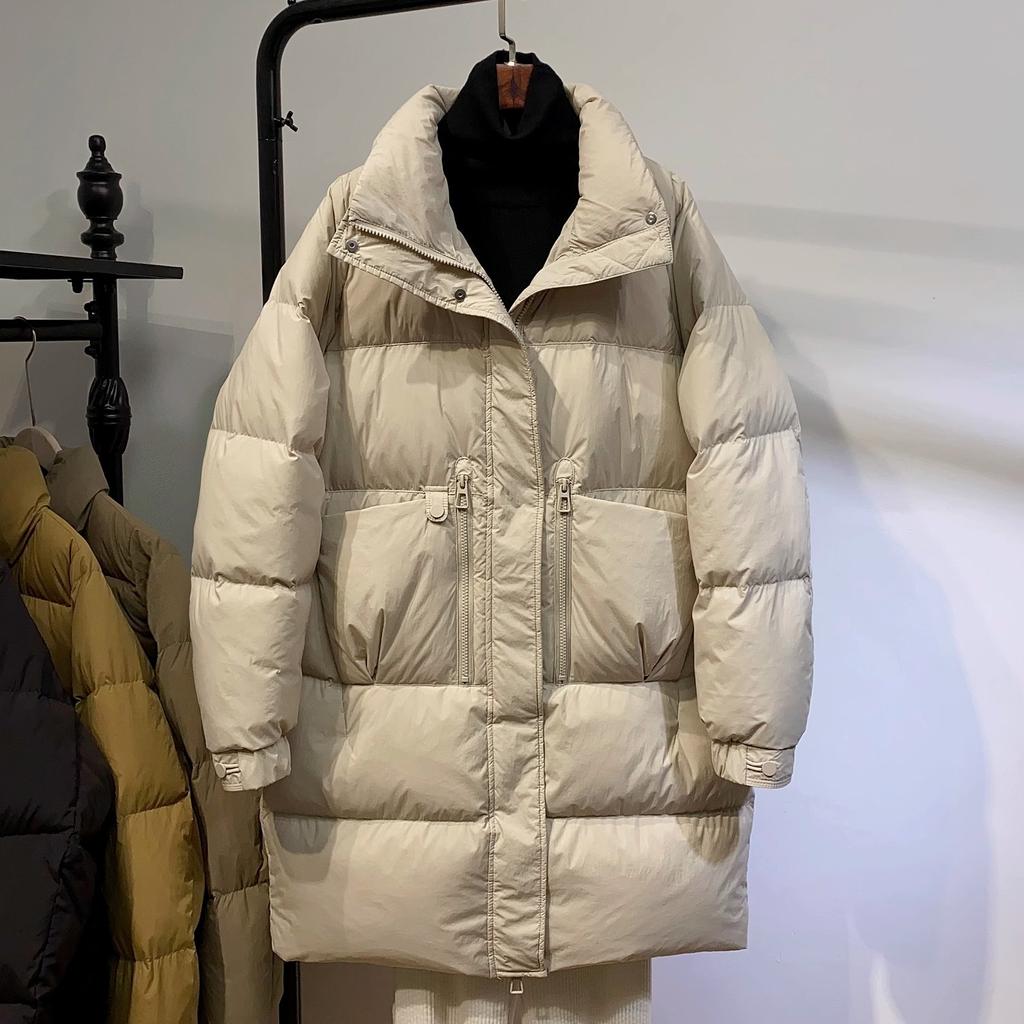2024 новый пуховик женский средней и длинной длины утолщенный модный свободный воротник-стойка белый пуховик утиный европейский тренд зимней одежды