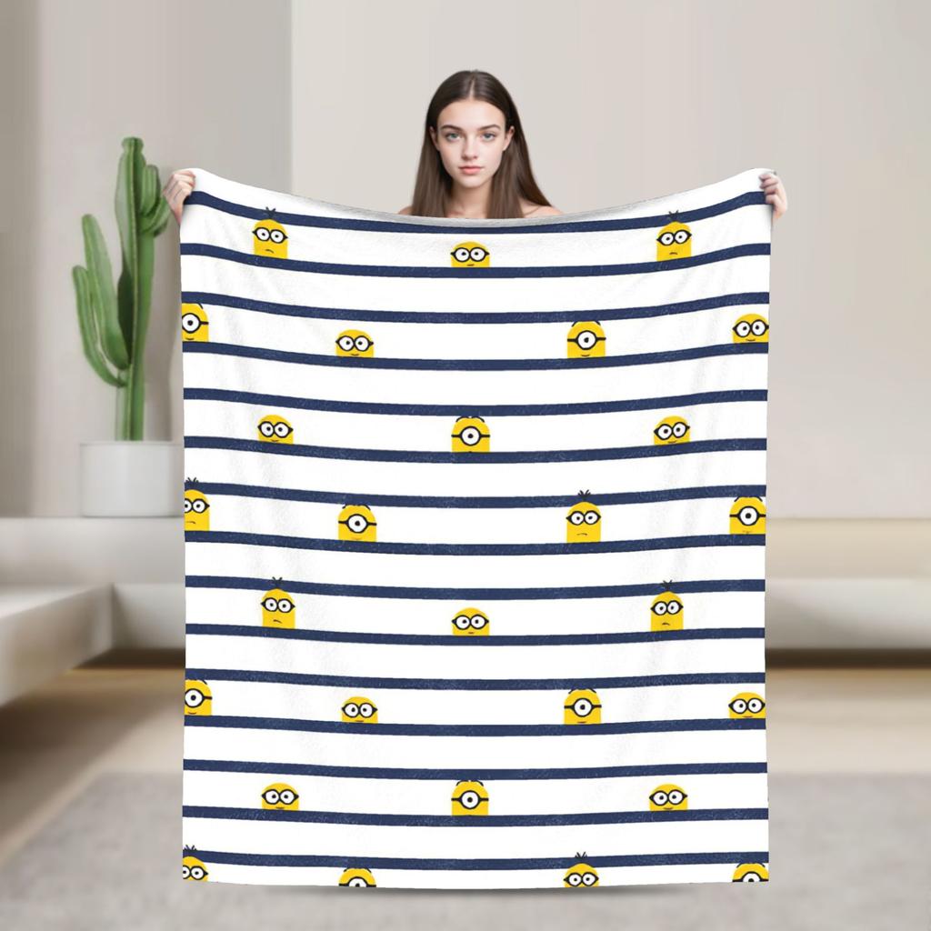 M-Minions Cartoon Christmas Flannel Blanket Warm Throw Blanket for Outdoor Travel Comfortable Bedspread Sofa Bed Cover