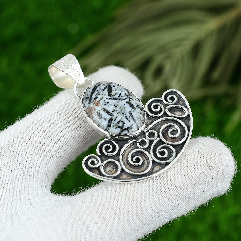 Natural Hornblende Gemstone Pendant 925 Sterling Silver Indian Jewelry For Women