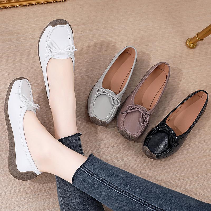 Women's Loafers Leather Driving Moccasins Comfort Flats Casual Slip On Walking Minimalist Shoes for Mother
