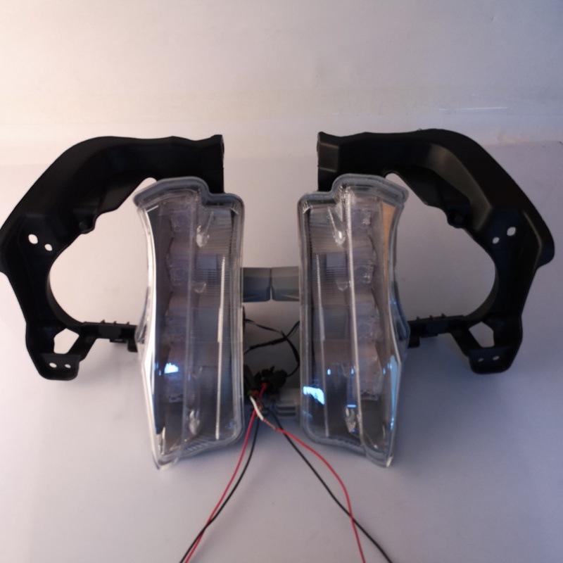 Светодиодные дневные ходовые огни и противотуманные фары для Toyota Highlander 15-й модели: Оригинальный стиль, дизайн с 4 бусинами