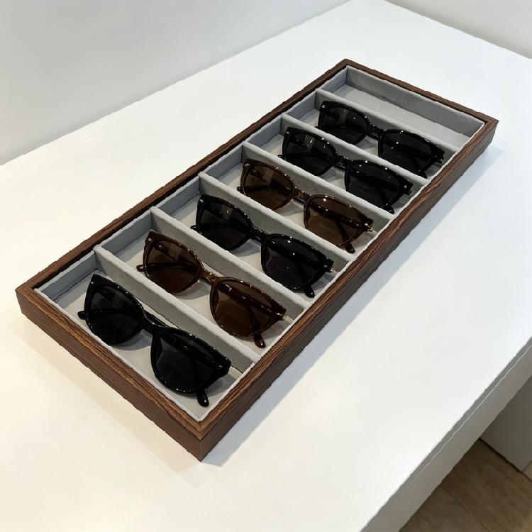 Practical Eyewear Storage Solution With Wood Frame And Protective Flannel Inserts