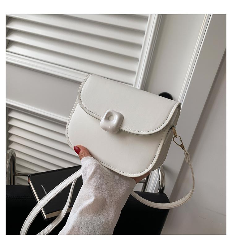 Корейская версия модной маленькой сумки 2024 года, новая женская сумка Mori, маленькая свежая сумка через плечо, простая ретро-сумка-мессенджер