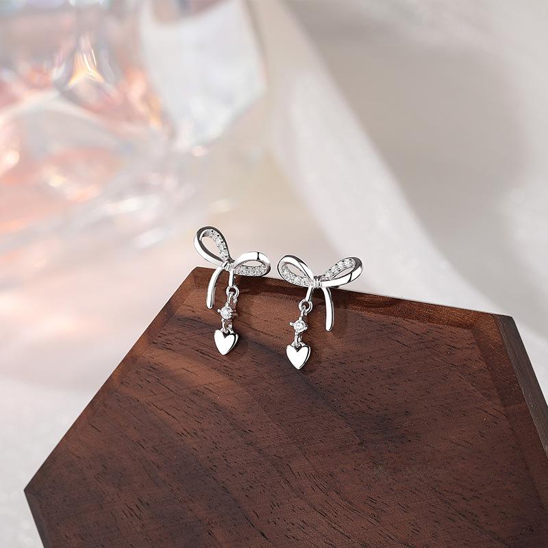 Серьги-бантики Sweet Love для девочек, легкие, роскошные, нишевые, серьги-сердечки для девочек