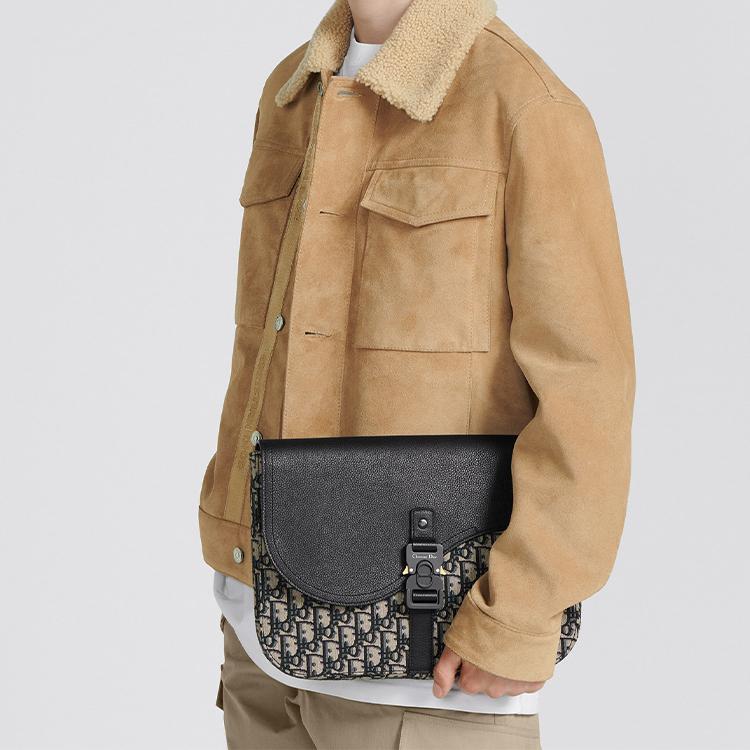 Dior Embossed Logo Aluminum Buckle Flap Closure Oblique Print Color Block Grain Leather Clutch Men clutch Beige Black 2ADCA436YKS-H27E