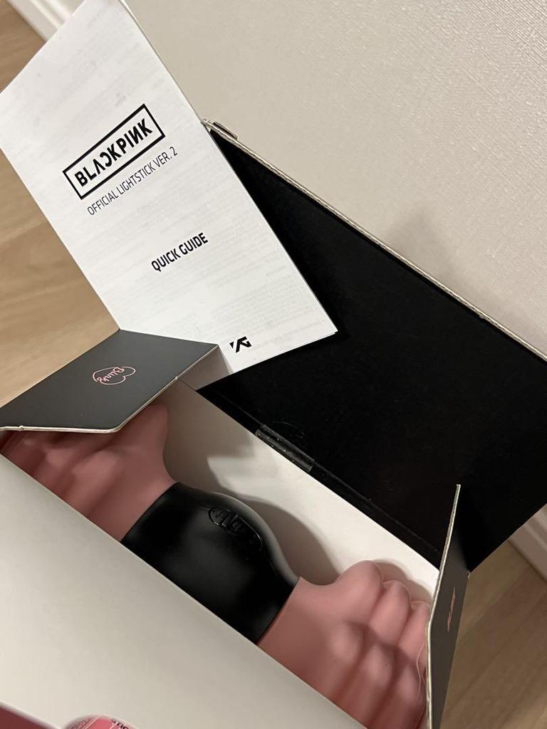 [USED] BLACKPINK Official Light Stick Ver.2 + LiSA Hair Tie