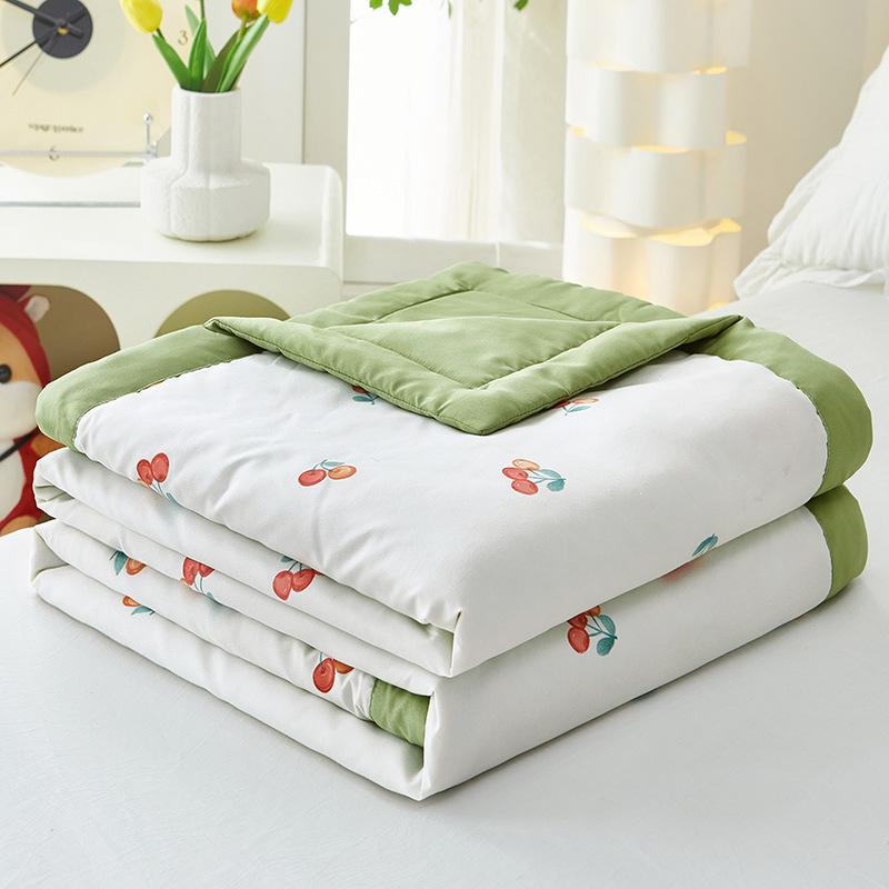 Summer Cool Thin Quilt Machine Washable Soft Skin Friendly Blanket for Adult Bed Comforter Air Conditioning Four-season Quilt