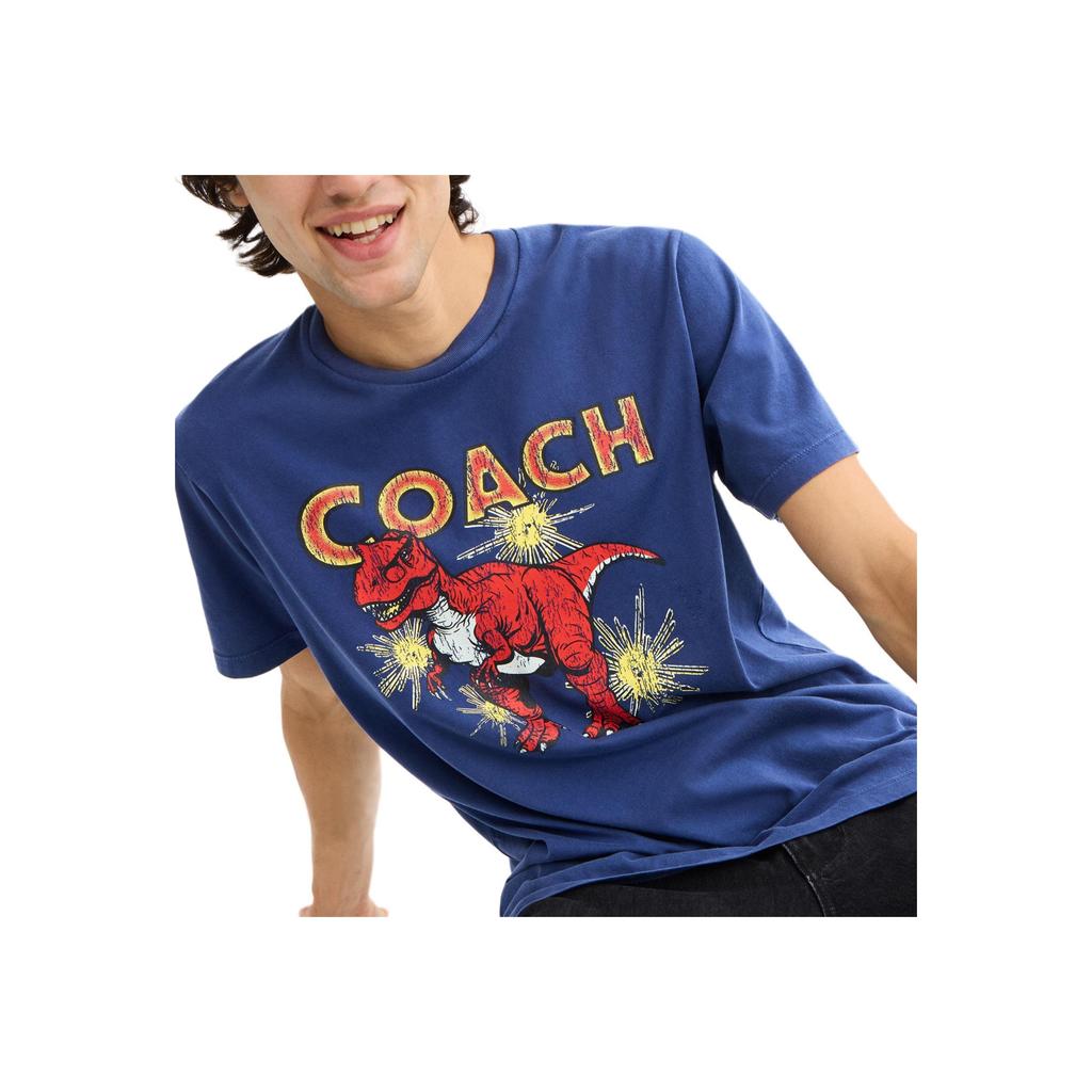 Coach FW25 Футболка мужская из стиранного хлопка с принтом динозавров, с круглым вырезом и короткими рукавами CCV60-P0R
