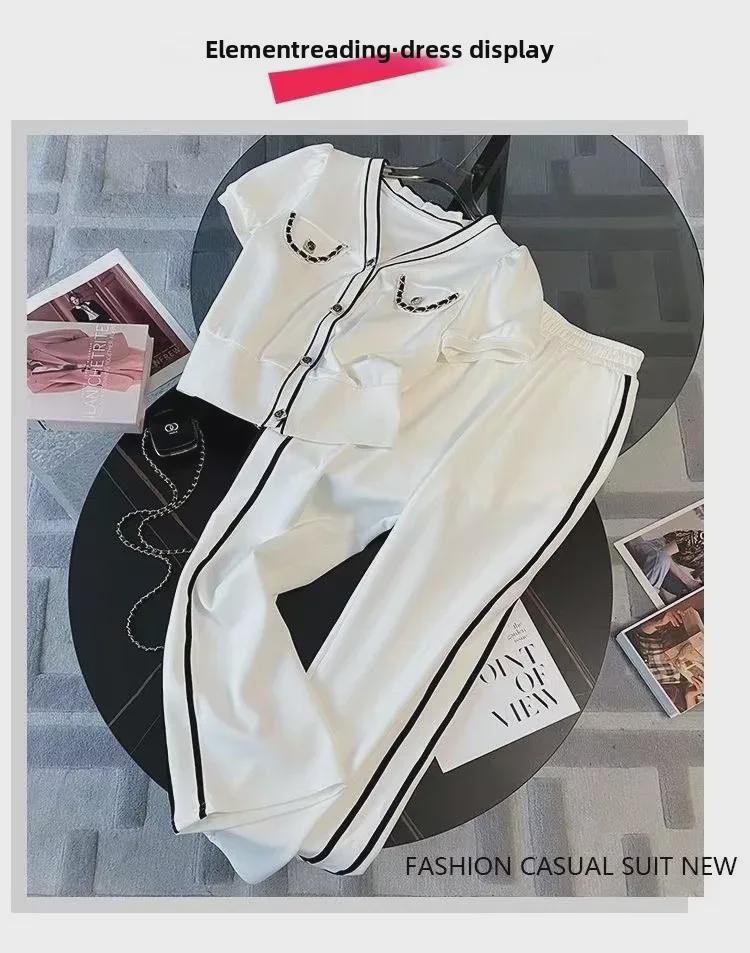 Повседневный костюм-двойка в стиле богини с V-образным вырезом и узкими широкими брюками, 2025 г.