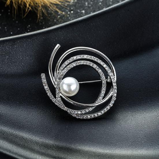 Женская брошь, булавка из искусственного жемчуга со стразами, элегантный свитер, шаль, шарфы, зажим для груди, очаровательное украшение для платья, украшение для одежды, ювелирные изделия для свадебной вечеринки