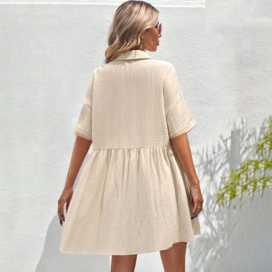 Женское платье-рубашка с коротким рукавом, лацканами, V-образным вырезом, на пуговицах, расклешенное