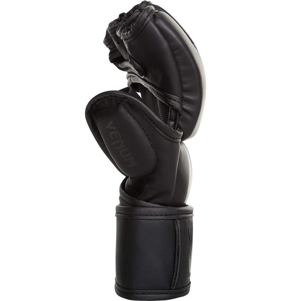 Venum Challenger MMA Gloves Large - Black/Black - Large/Extra