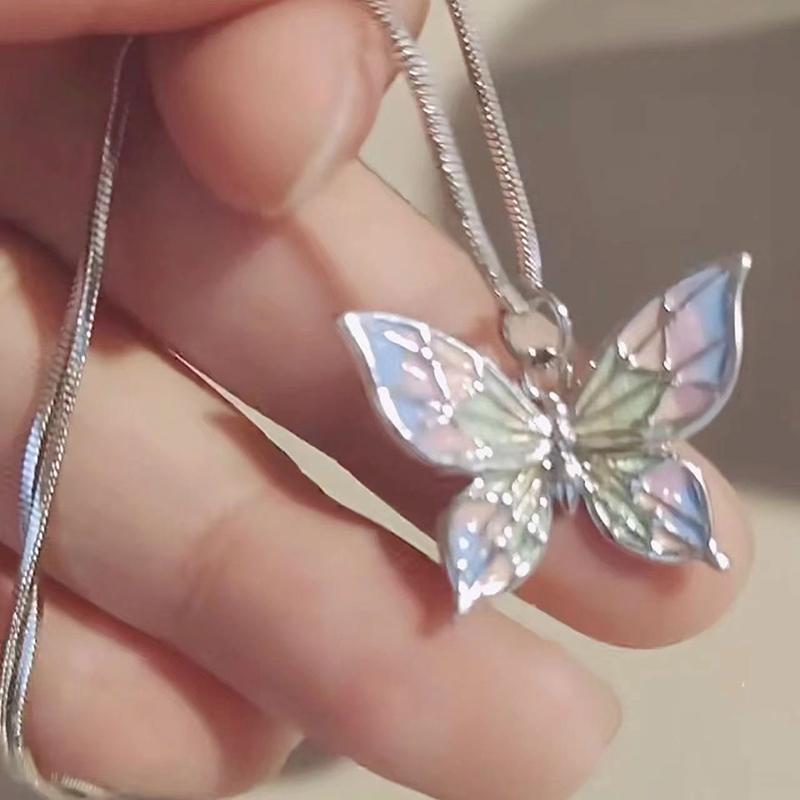 Colorful Gradient Dopamine Style Butterfly Pendant Necklace Women Jewelry Light Luxury Personality Simple Clavicle Chain