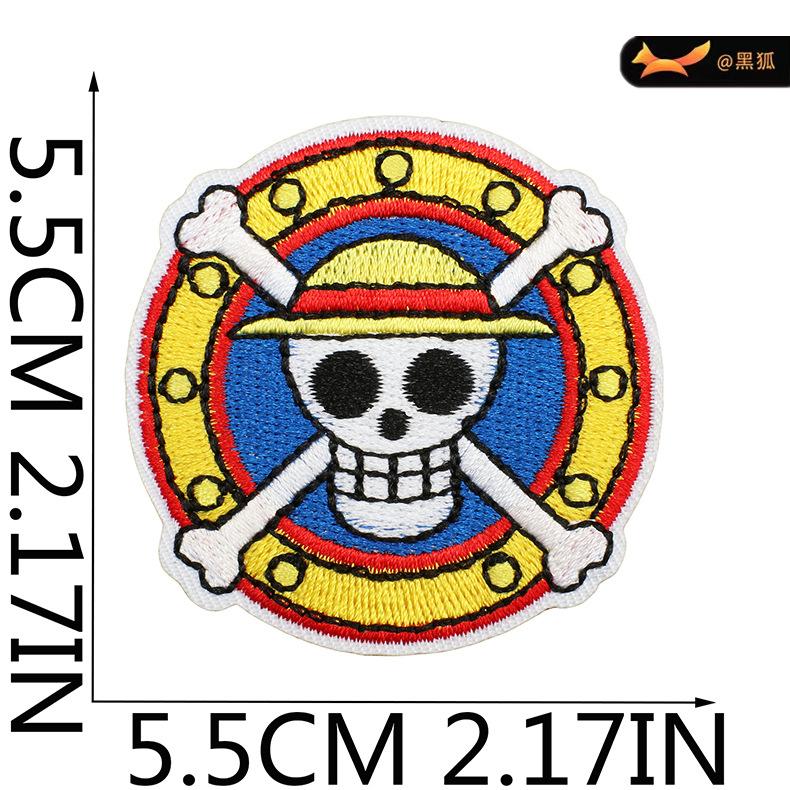 Черная лиса мультфильм анимация персонаж вышивка ткань наклейка японский цельный патч компьютерная вышивка наклейка