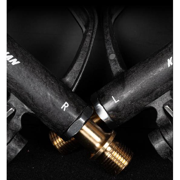 Bicycle Locking Pedals About 189 Grams 94x69MM Carbon Fiber Body Titanium Alloy Axis With Tools Road Bicycle Winter Cycle