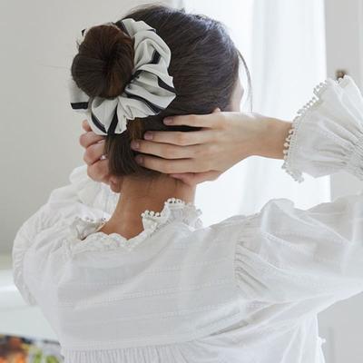 ANA MAISON ANAMAISON Однотонная большая резинка для волос