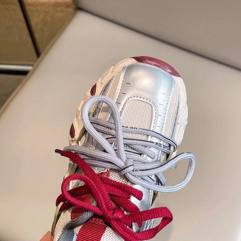 2024 Детские универсальные кроссовки для девочек и мальчиков, осенняя новая мода в корейском стиле, мягкая подошва, повседневная нескользящая спортивная обувь