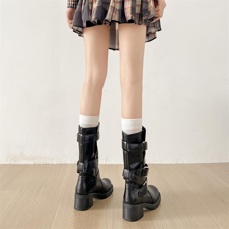 Черные ретро ботинки Мартин на толстом высоком каблуке в британском стиле женские 2025 новые осенние для маленького роста увеличивающие рост и стройнящие короткие ботинки