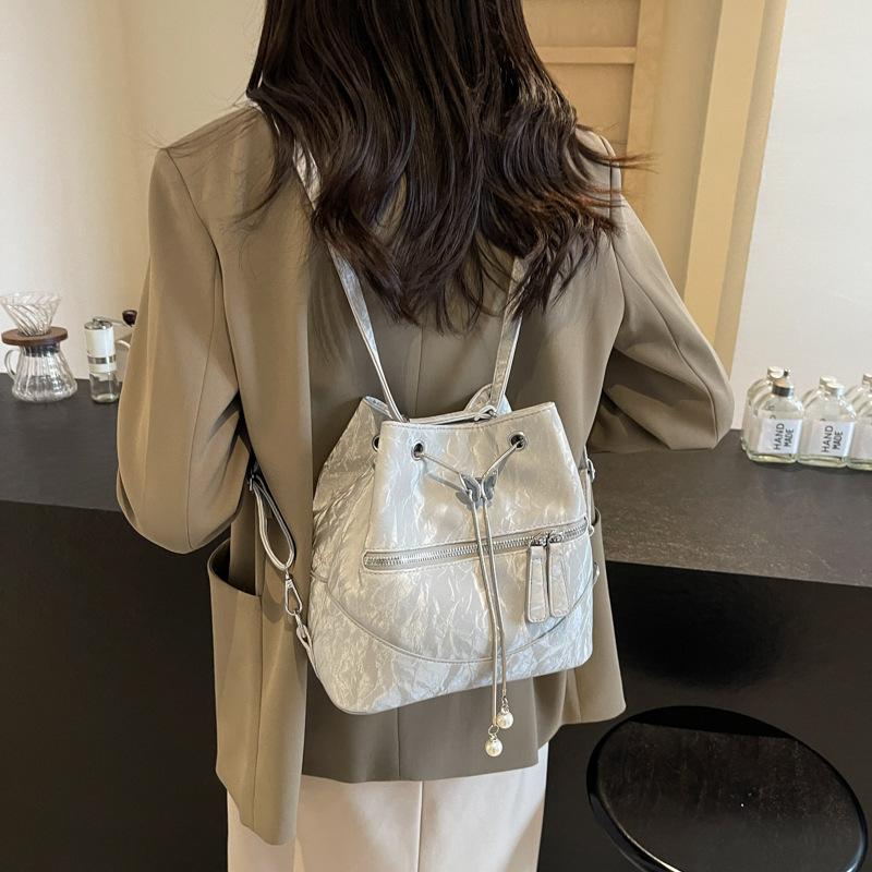 Летняя маленькая свежая зеленая сумка-ведро женская сумка через плечо 2024 новый модный рюкзак повседневный рюкзак большой вместимости