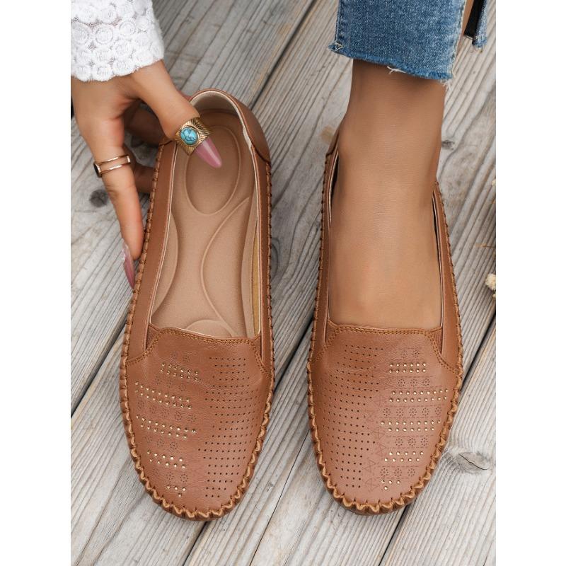 Однотонные ретро женские лоферы на плоской подошве модные, удобные и на низком каблуке