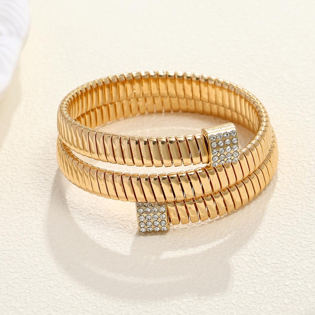 European and American diamond-encrusted multi-layer bracelet, high-end trendy cool personality exaggerated bracelet, bracelet jewelry