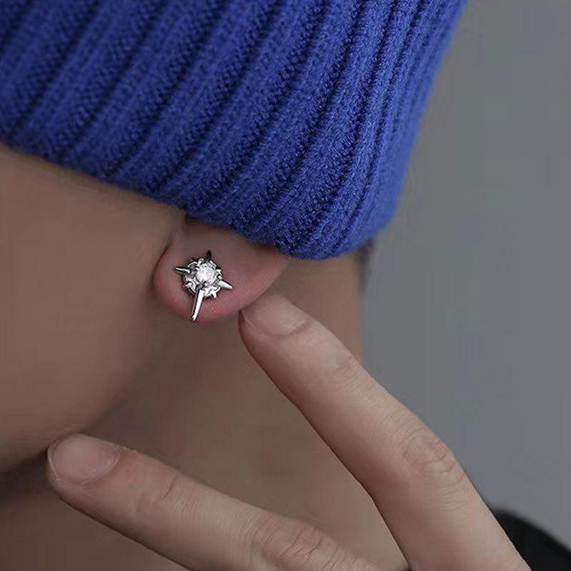 1 Pair North Star Magnet Ear Clip for Men Without Ear Holes Earrings Women Simple Jewelry Daily Decoration