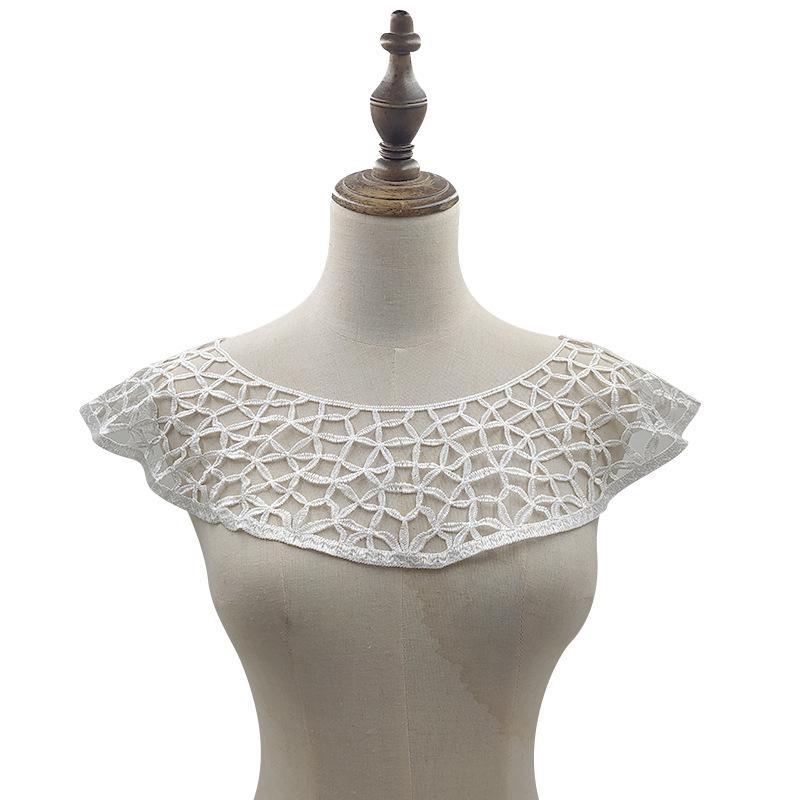Water-Soluble Lace Chest Collar, Three-Dimensional Hollow Embroidered Corsage Diy Lace Accessories, Curved Semi-Circular Embroidered Fake Collar