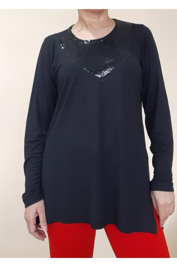 Женская стильная футболка большого размера, черная футболка из вискозы из чесаного хлопка с деталями из палитры пайеток спереди