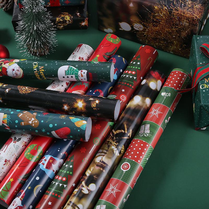 Рождественская подарочная упаковка: Плотная мелованная бумага с деревьями и лосями