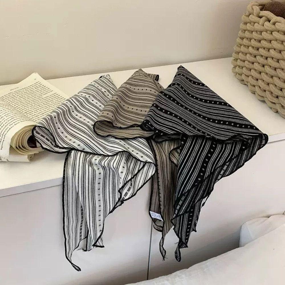 Sweet Snow Flower Scarves Korean Style Cotton Linen Headscarf Exquisite Triangle Hijab Scarf  Woman