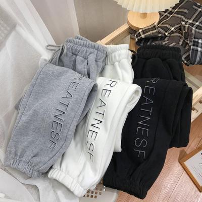 Новые свободные повседневные спортивные брюки с вогнутым и тисненым узором, большие тонкие брюки с завязками и объемным принтом