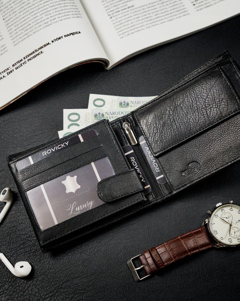 Men's horizontal wallet with zipper compartment, genuine leather, RFID Stop - Rovicky