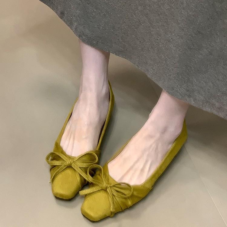 [Fanfna] 2025 осень новые туфли-лодочки с бантом и светлым вырезом, универсальные, в сказочном стиле, на низком каблуке, модная женская обувь