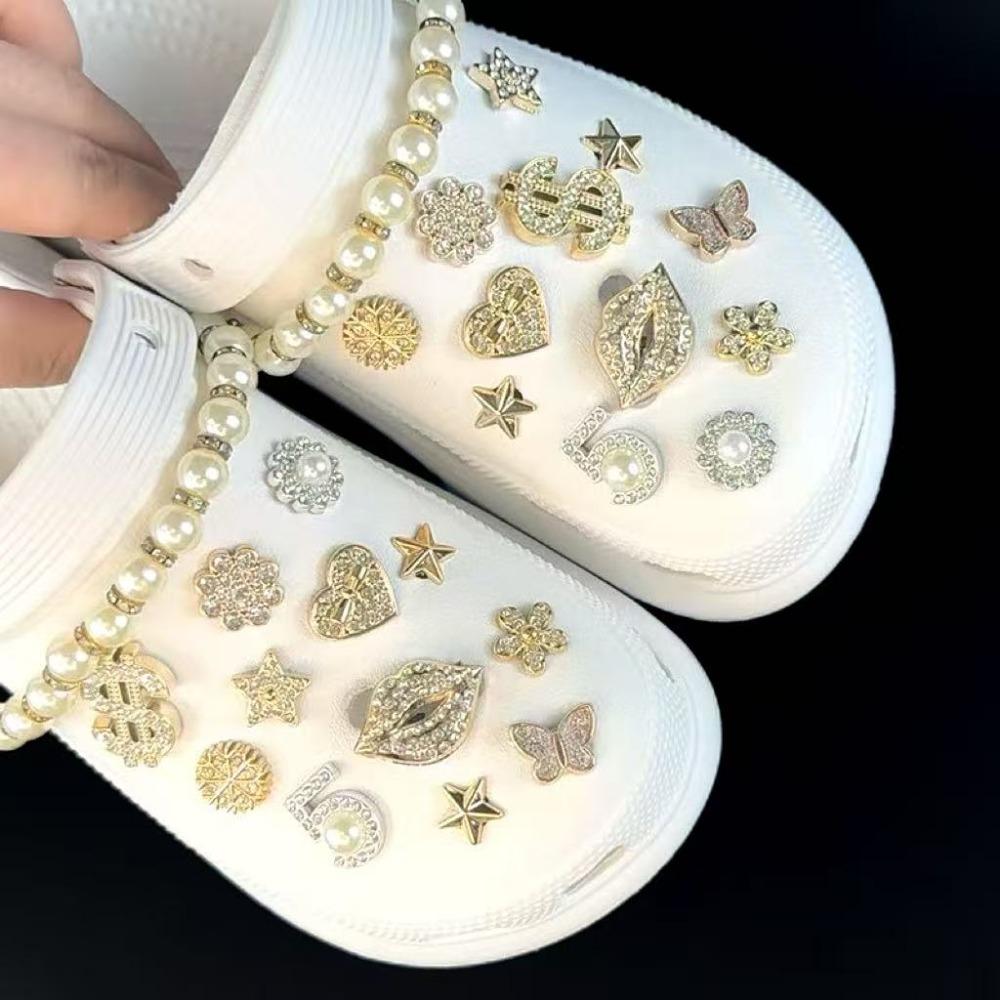 24/26PCS Shoe Charms Set Golden Lip Letter Butterfly Pentagram Chain Shoe Decorati Buckle for Sandals Clogs DIY Accessories Gift