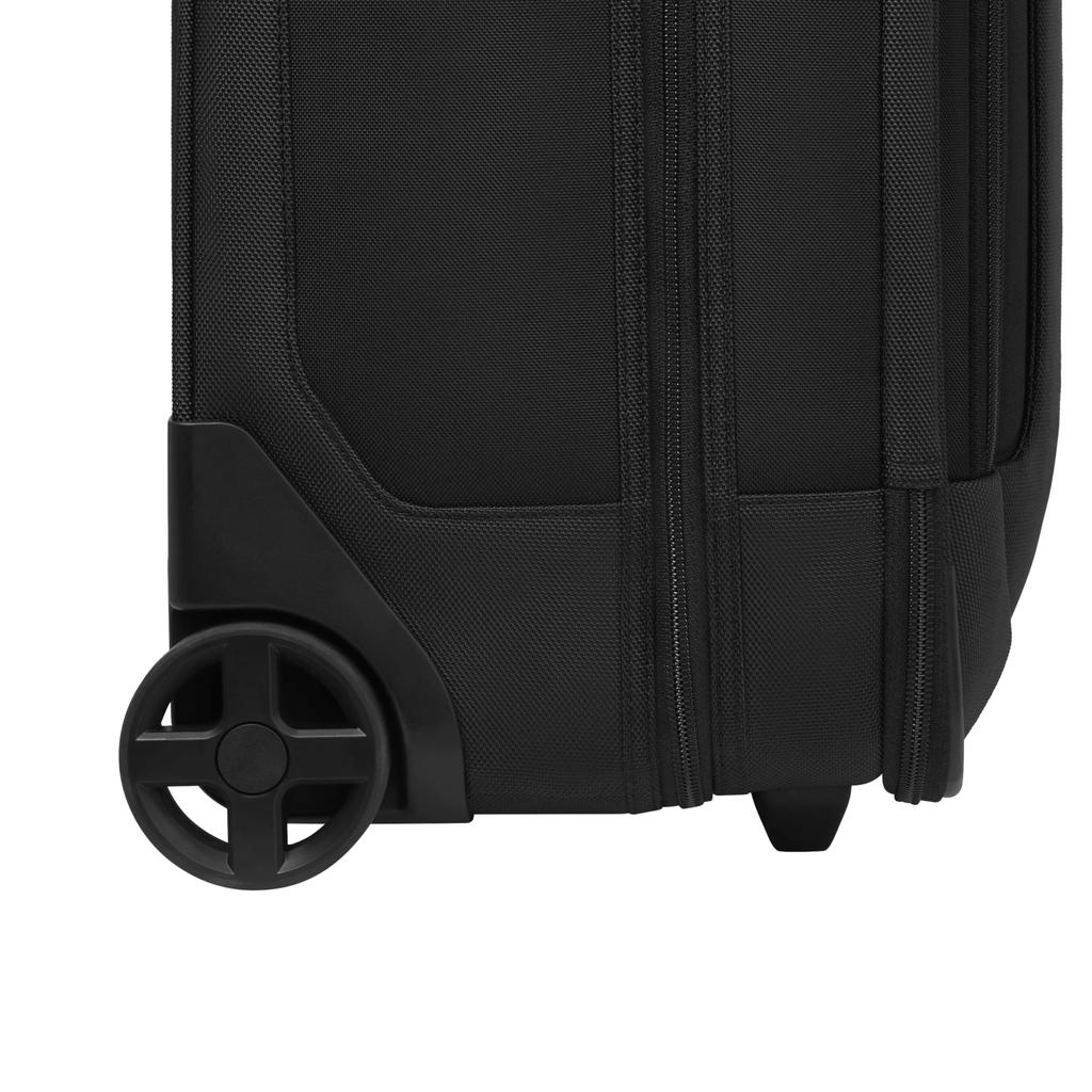 Victorinox Werks Traveler Frequent Flyer Suitcase with Two Laundry Garment TSA ID Expandable Bag for Men and Model 653656 7.0 Carry-On Wheels, Bag,