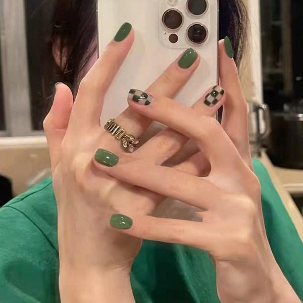 Kitsch Unique Artificial Nails with Attachable Nail Tips, 2 Pieces, NAIL-N339