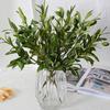 Искусственная ветка оливкового листа со стеблем 4/6 вилка Реалистичные многоразовые искусственные зеленые растения Зелень Домашний стол Центральное украшение Свадебные украшения Реквизит для фотографий