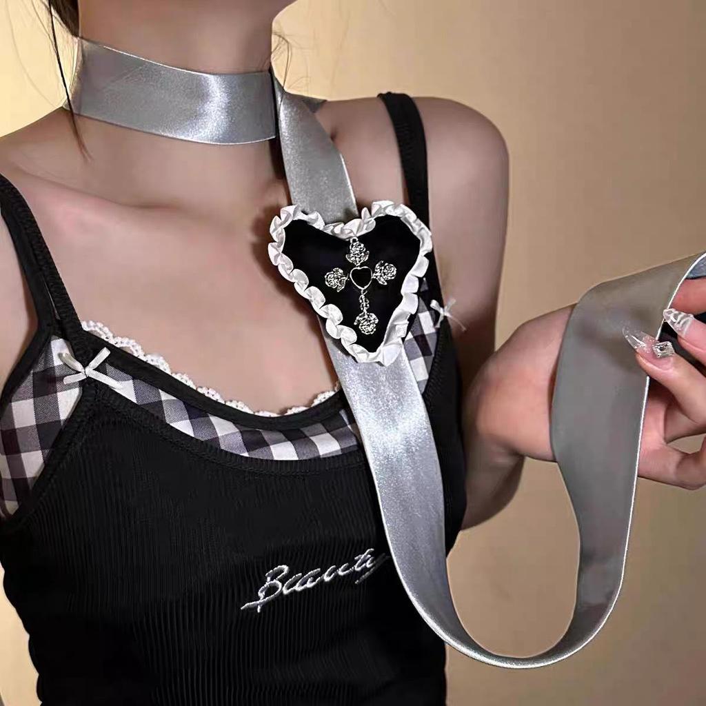 Ожерелье с черным бисерным крестом в готическом стиле Y2K и аксессуар к толстовке для крутой девушки